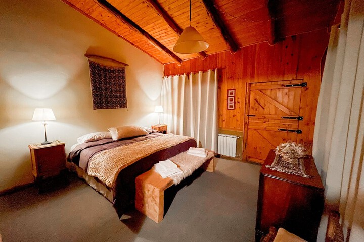 Room 6 of 52