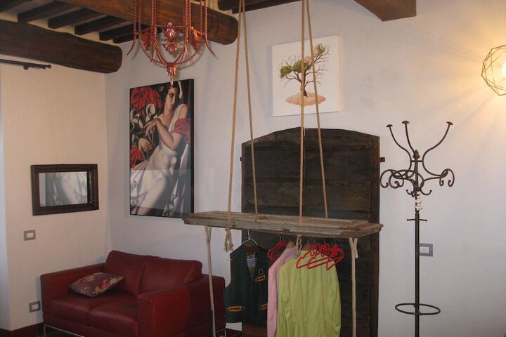 Room 17 of 59
