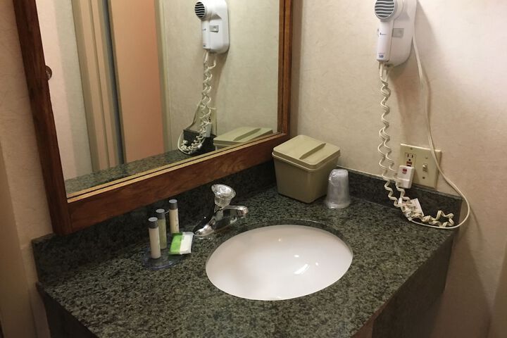 Room 20 of 62