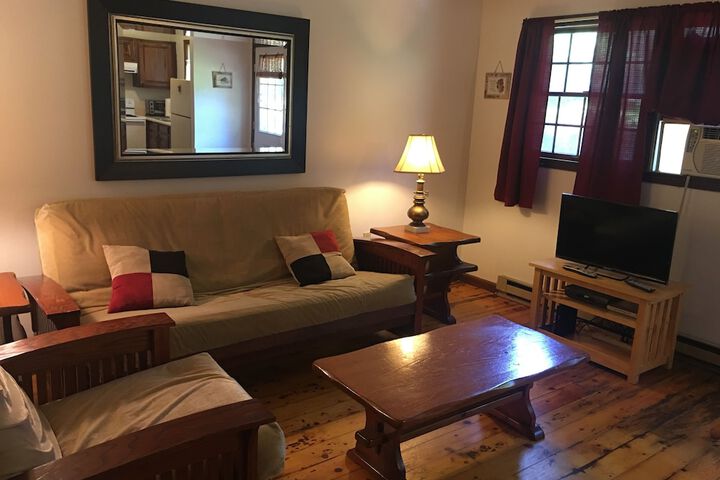 Room 5 of 122