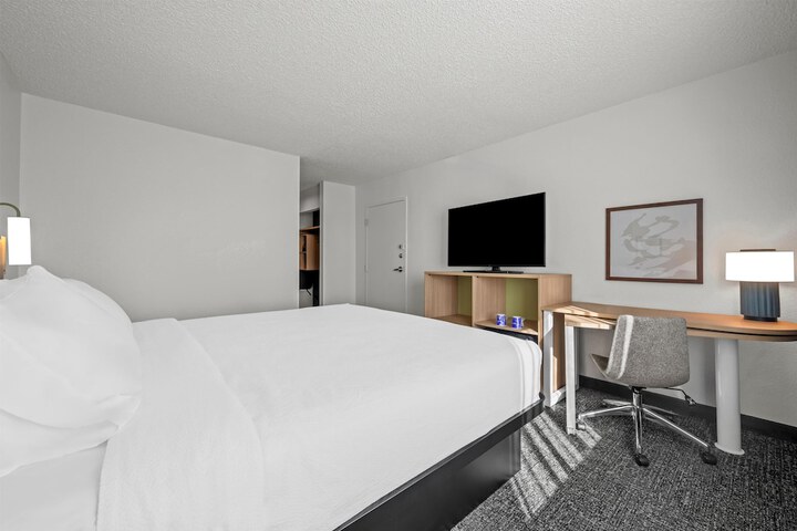 Room 19 of 50