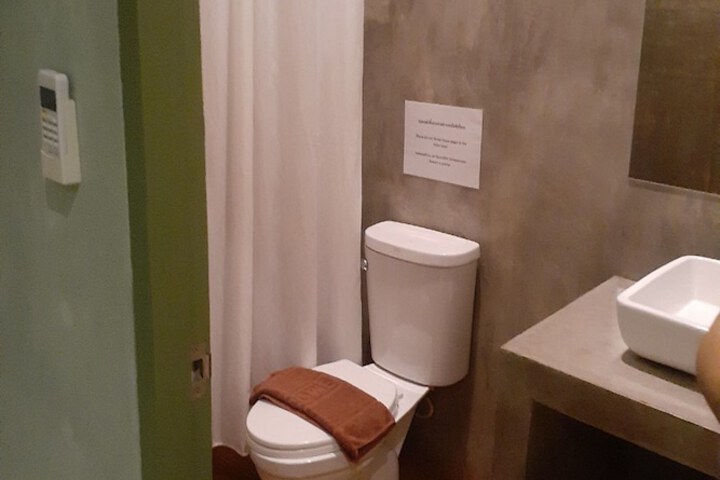 Room 67 of 117