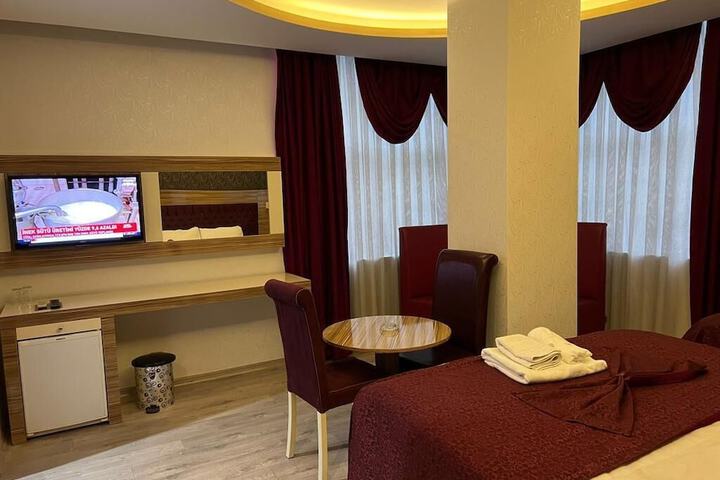 Room 20 of 65