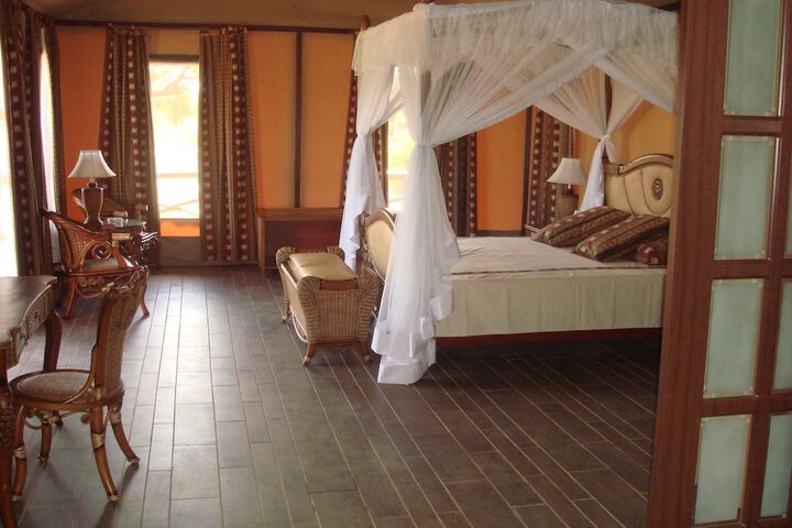 Room 5 of 61