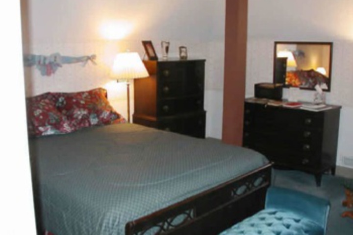 Room 202 of 240