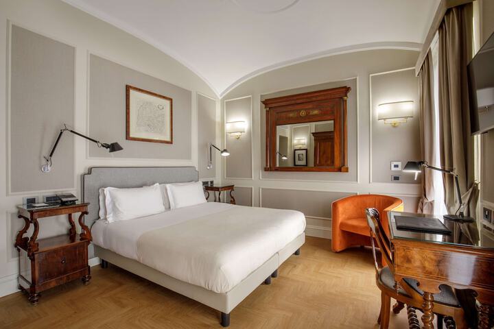 Room 48 of 98
