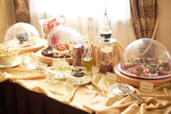 Breakfast/Coffee Service 38 of 60