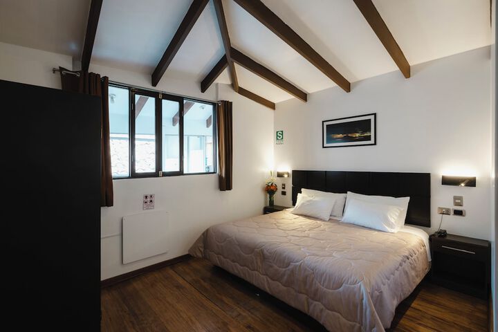 Room 74 of 176