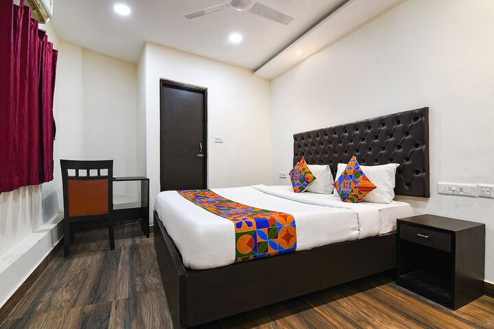 Room 14 of 39