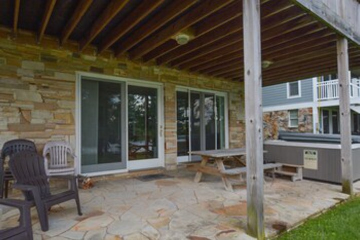 Terrace/Patio 3 of 37