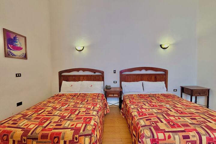 Room 13 of 47