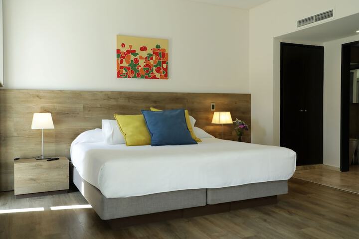 Room 5 of 31