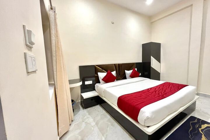 Room 7 of 31