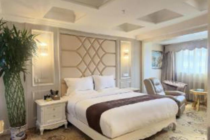 Room 21 of 23
