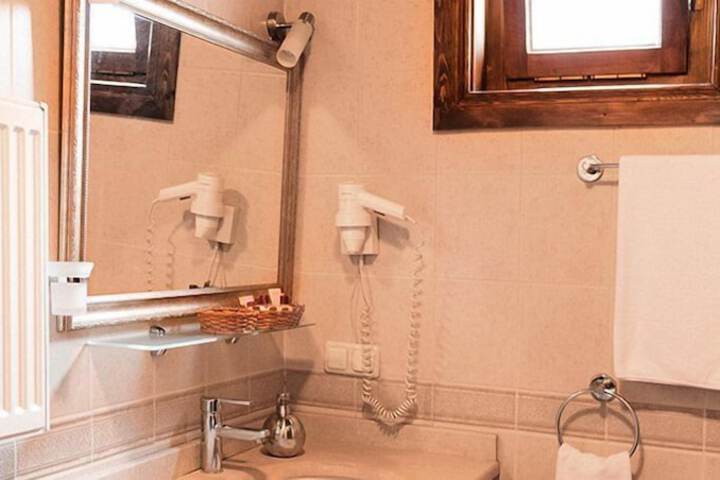 Clean Restrooms