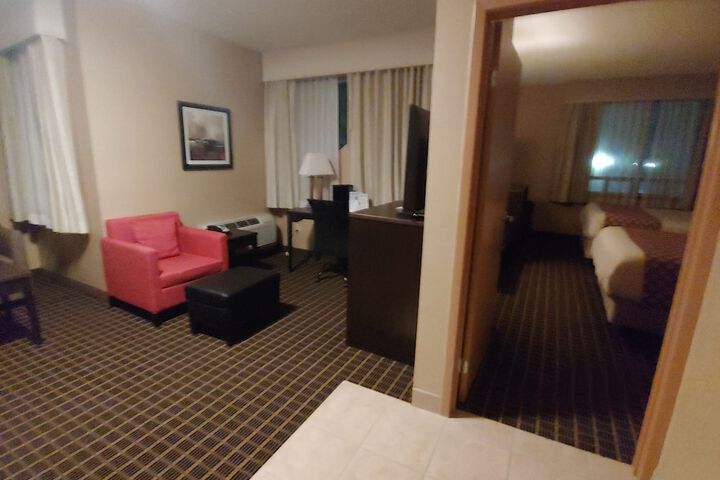 Room 12 of 60