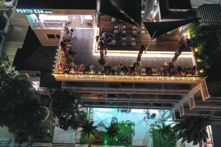 Hotel 137 of 148