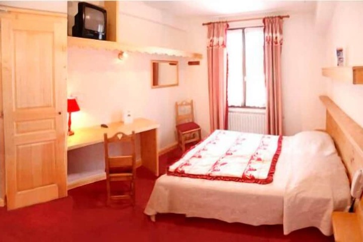 Room 18 of 50