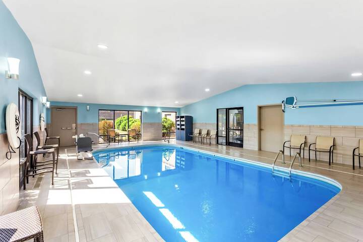 Pool 48 of 67