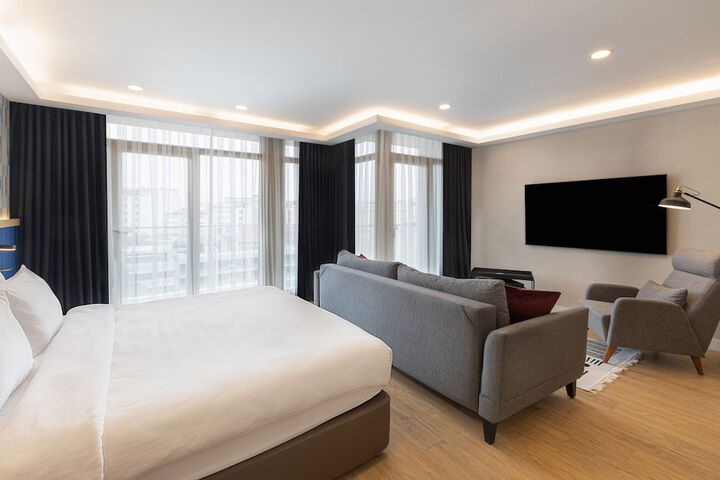 Room 47 of 96