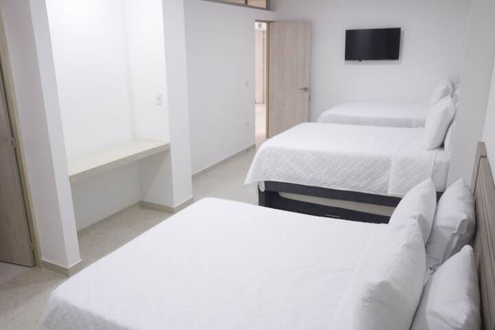 Room 9 of 15