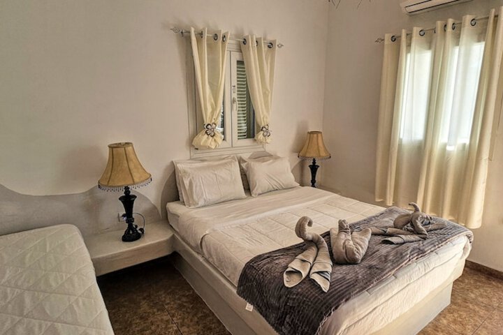 Room 16 of 278