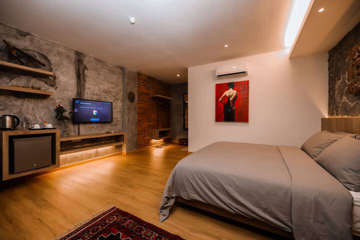 Room 27 of 120