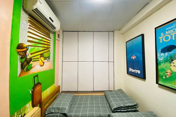 Room 22 of 31