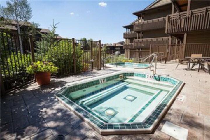 Pool 22 of 23