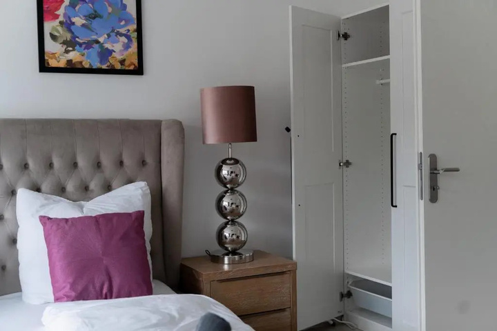 Room 7 of 22