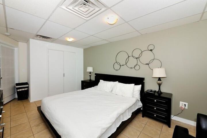 Room 74 of 324