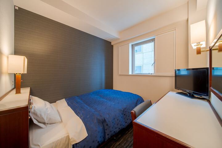 Room 16 of 45