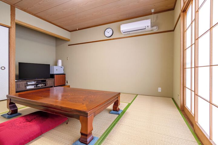 Room 8 of 56