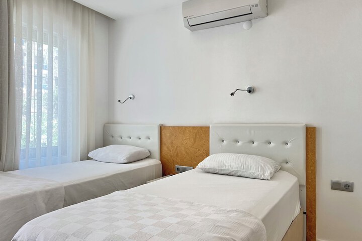 Room 56 of 108
