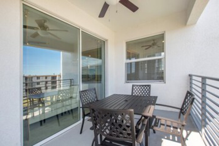 Terrace/Patio 2 of 46