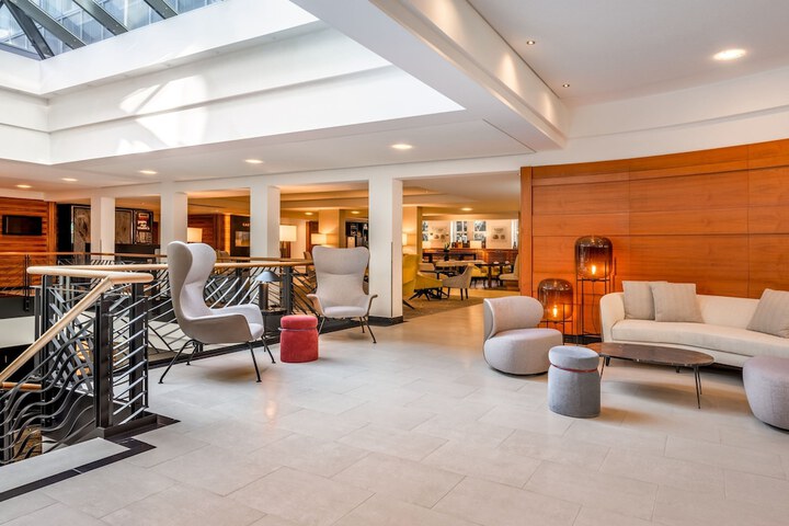 Lobby Entry