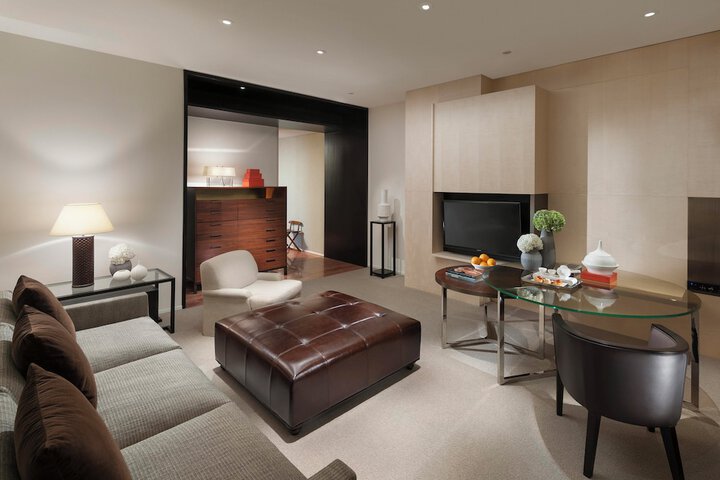 Room 13 of 44