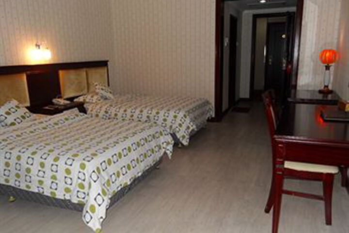 Room 3 of 14