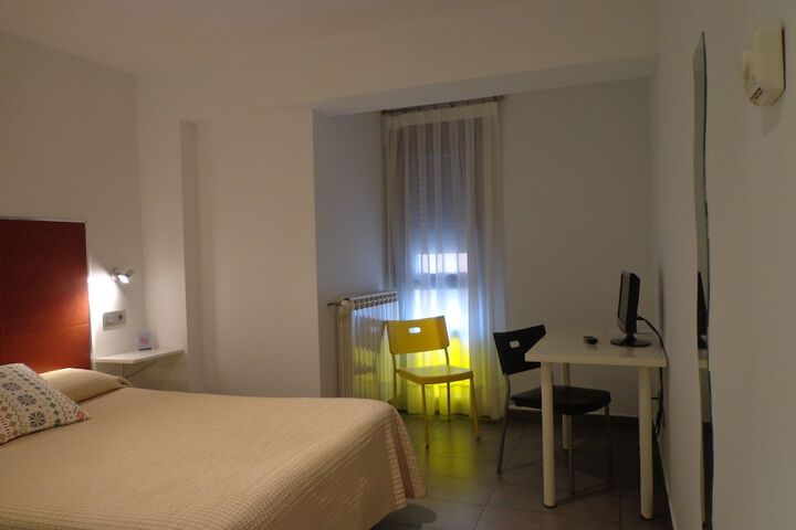 Room 16 of 41