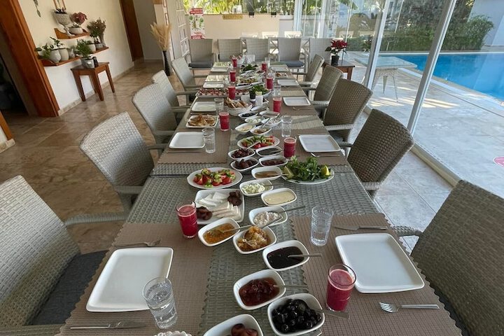 Breakfast/Coffee Service 134 of 178