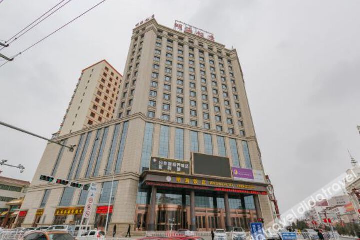 Hotel 7 of 24