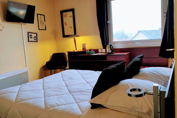 Room 48 of 113