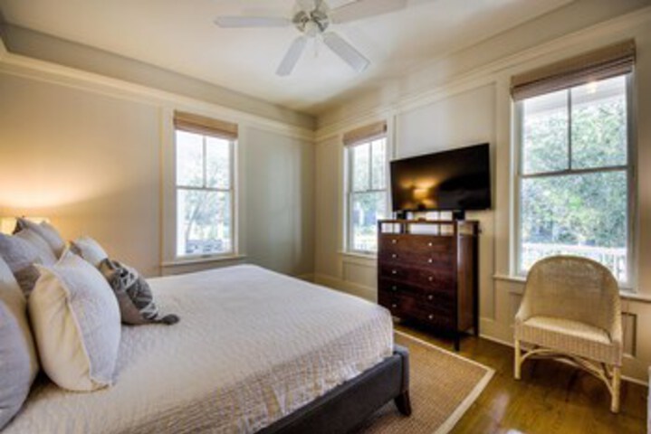 Room 17 of 21