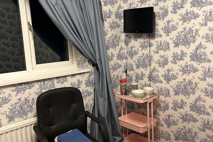 Room 5 of 26