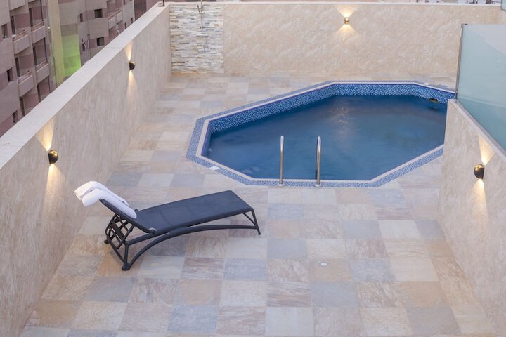 Pool 63 of 114
