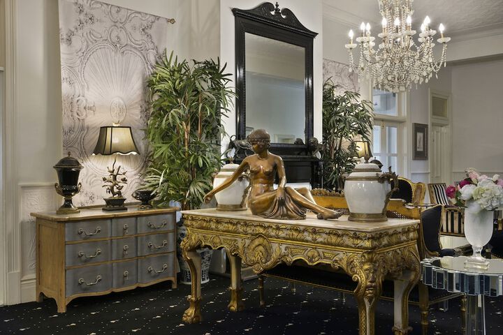 Lobby Entry