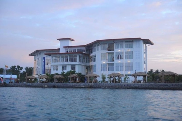 Hotel 27 of 34