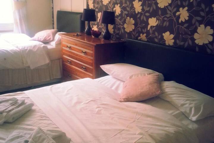 Room 19 of 28