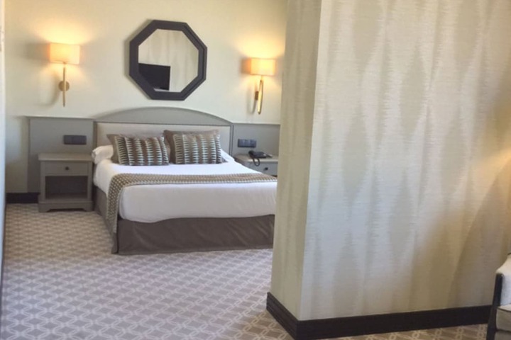 Room 38 of 138