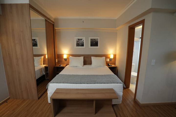 Room 29 of 66